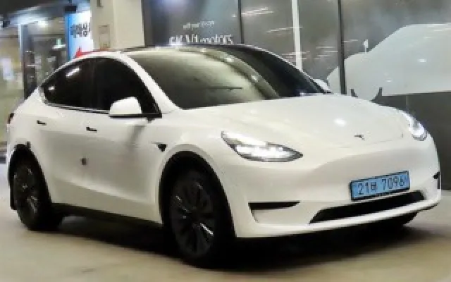 테슬라중고차 모델 Y RWD 매물 사진 17 - 2023/10 33,306km