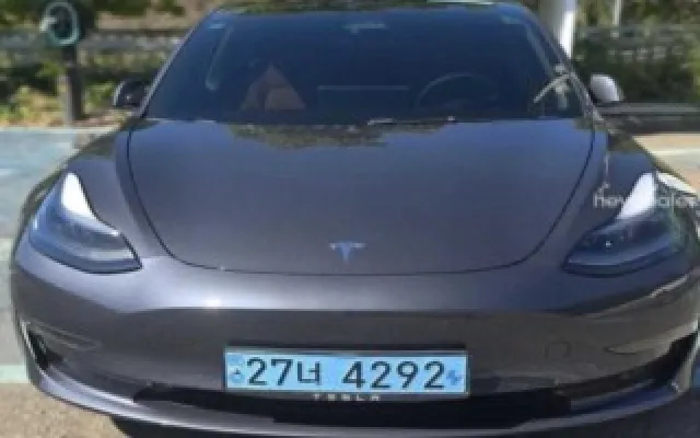 테슬라중고차 모델 3 롱 레인지 매물 사진 14 - 2022/08 33,730km